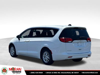 2021 Chrysler Voyager LX