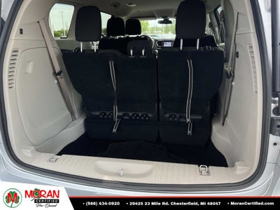 2022 Chrysler Voyager LX