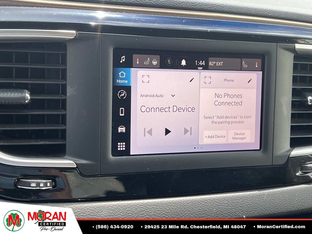 2022 Chrysler Voyager LX