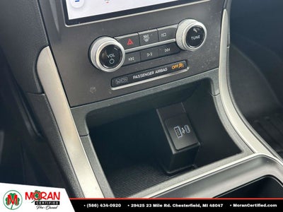 2021 Ford Edge SE