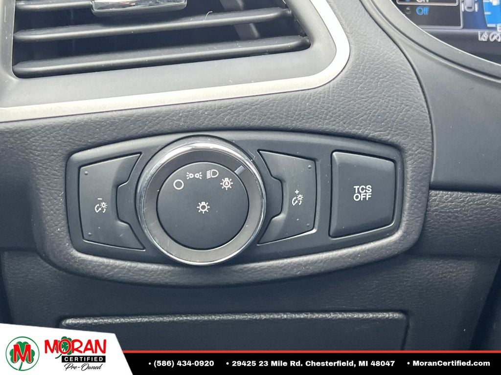 2022 Ford Edge SE