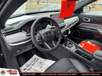 2023 Jeep Compass Latitude Lux