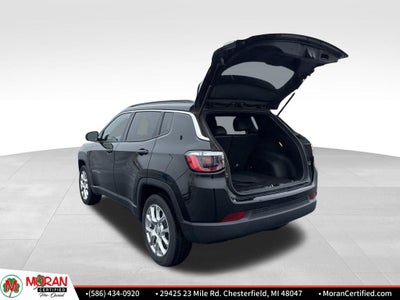 2023 Jeep Compass Latitude Lux
