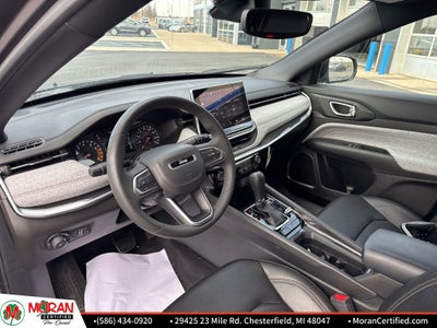 2024 Jeep Compass Latitude Lux