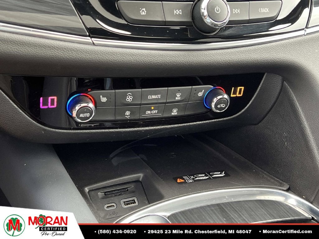 2024 Buick Enclave Essence