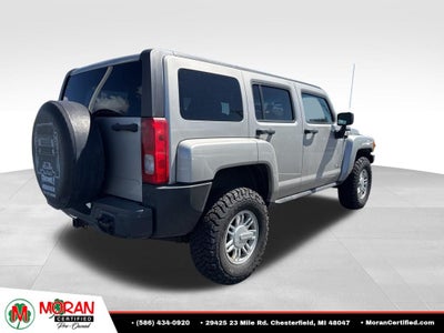 2009 Hummer H3 Base