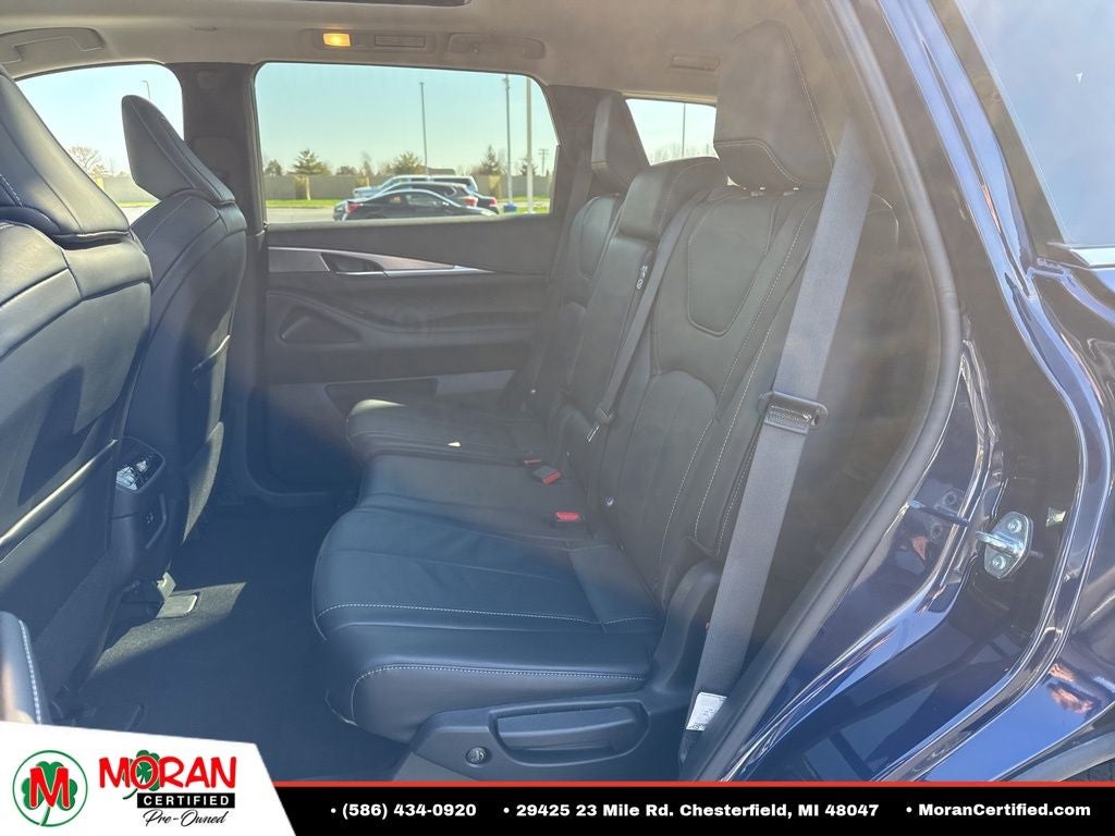 2025 INFINITI QX60 LUXE