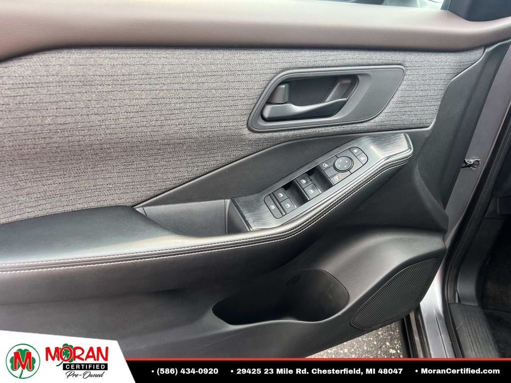 2022 Nissan Rogue Base