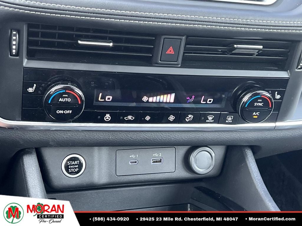 2022 Nissan Rogue Base