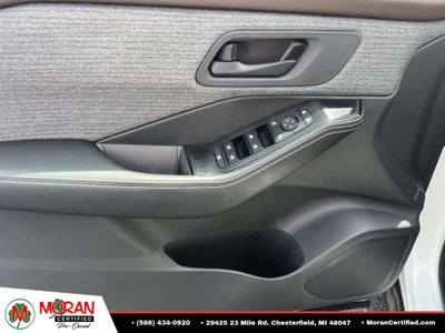 2022 Nissan Rogue Base