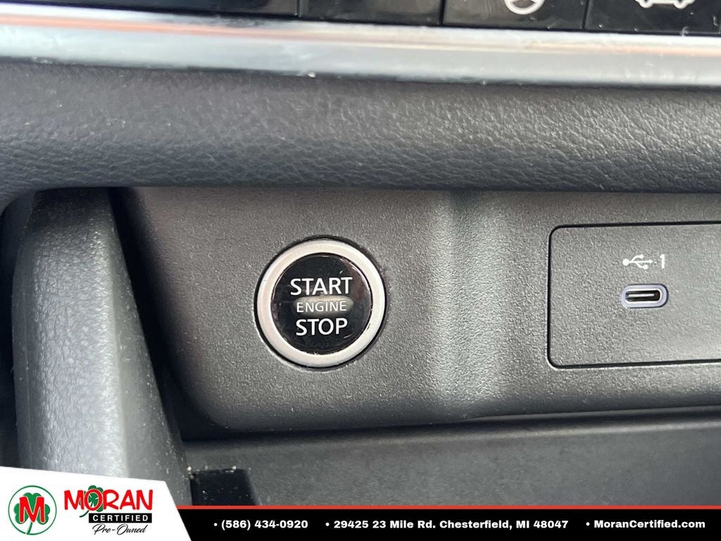 2022 Nissan Rogue Base