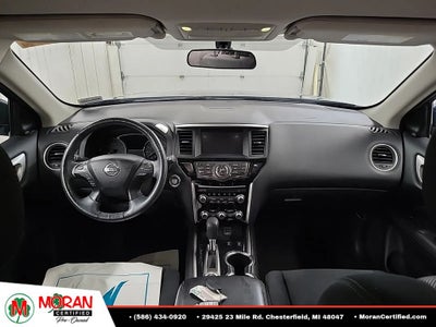 2018 Nissan Pathfinder SV