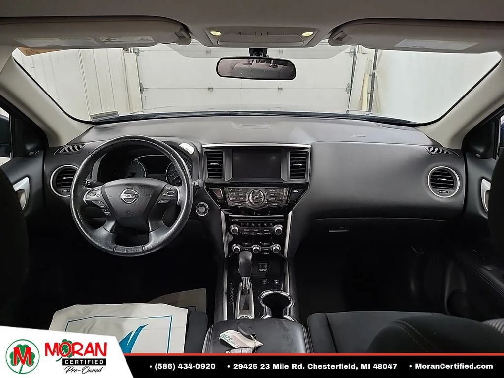 2018 Nissan Pathfinder SV
