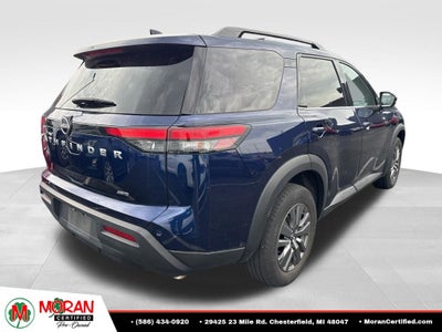 2025 Nissan Pathfinder SV