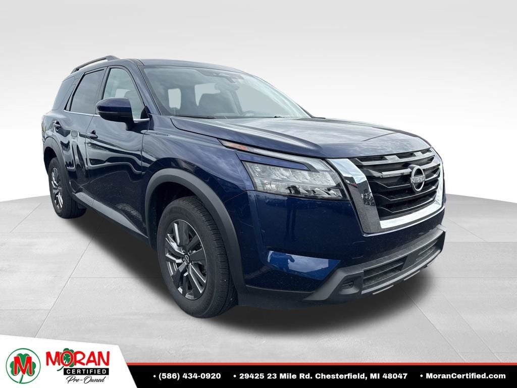 2025 Nissan Pathfinder SV