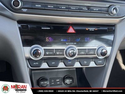 2020 Hyundai Elantra SE