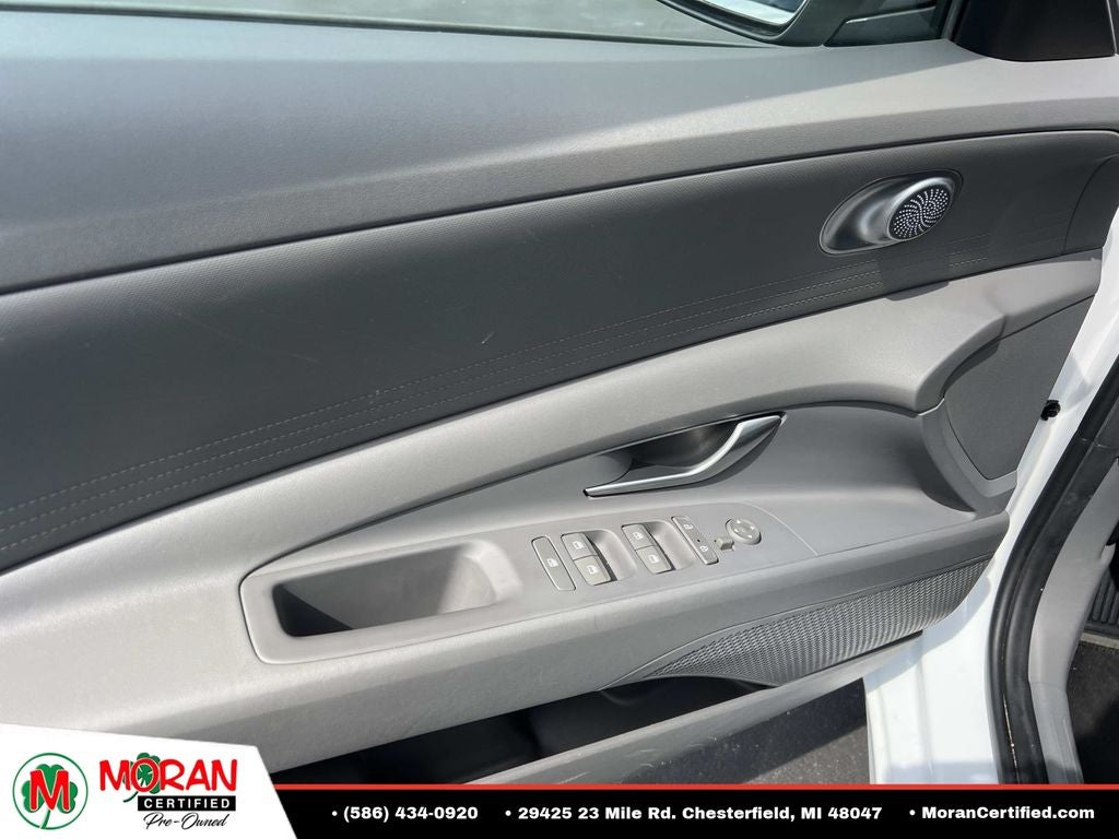 2021 Hyundai Elantra SE