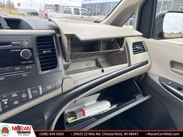 2014 Toyota Sienna LE