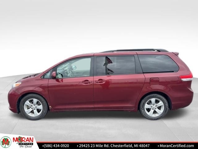 2014 Toyota Sienna LE