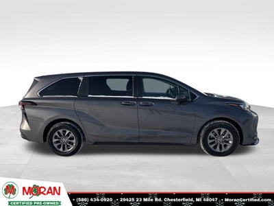 2024 Toyota Sienna LE 8 Passenger