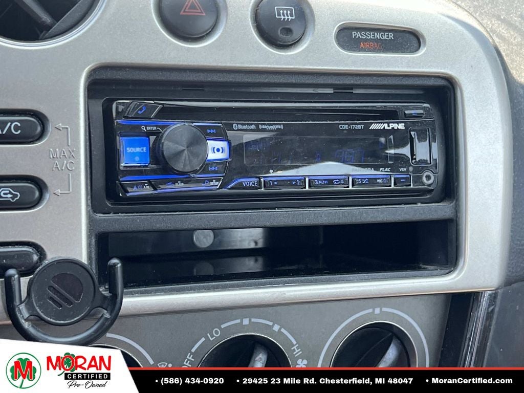 2008 Pontiac Vibe Base