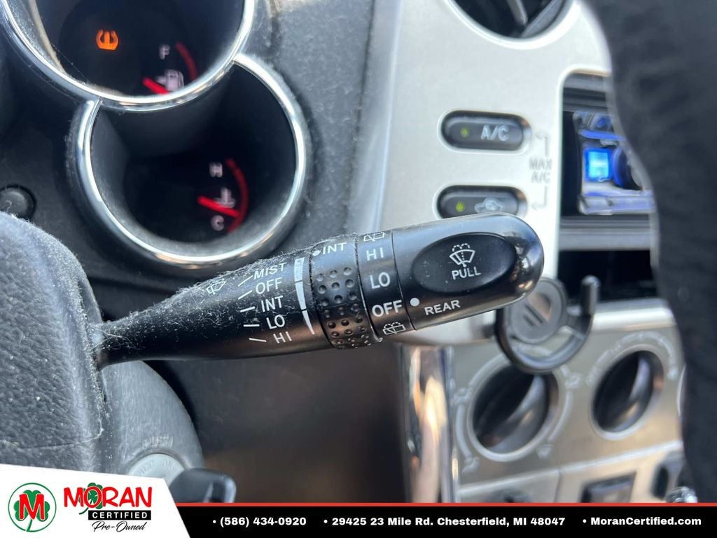 2008 Pontiac Vibe Base
