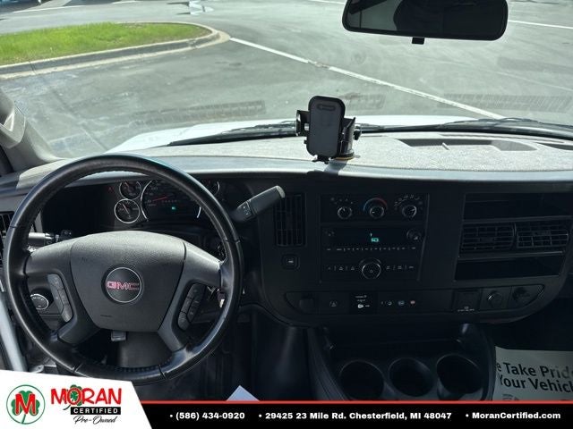 2023 GMC Savana Cutaway 4500 4500 Van