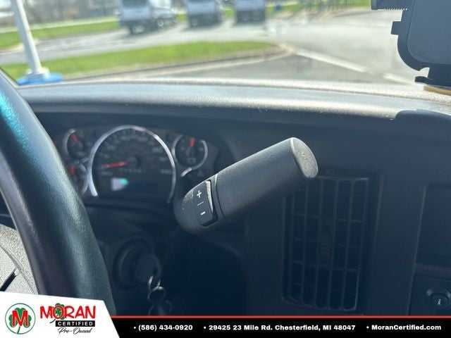 2023 GMC Savana Cutaway 4500 4500 Van