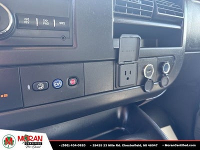 2023 GMC Savana Cutaway 4500 4500 Van