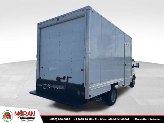 2023 GMC Savana Cutaway 4500 4500 Van