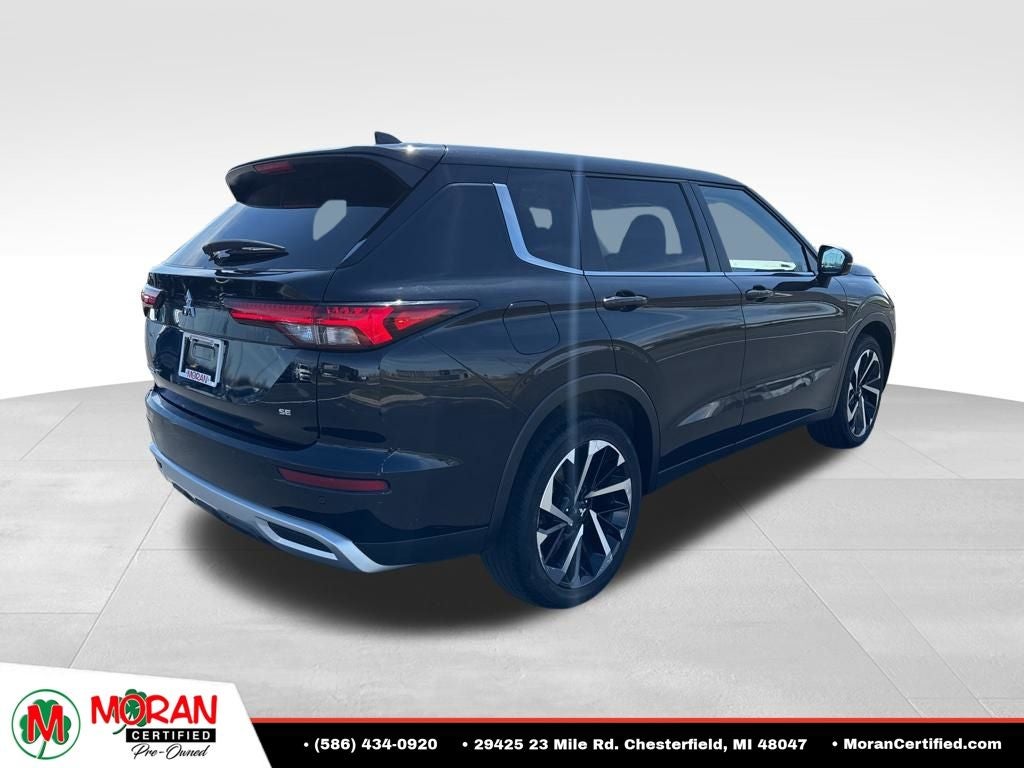 2024 Mitsubishi Outlander SE Black Edition