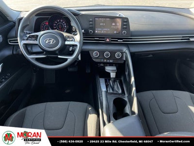 2023 Hyundai Elantra SE