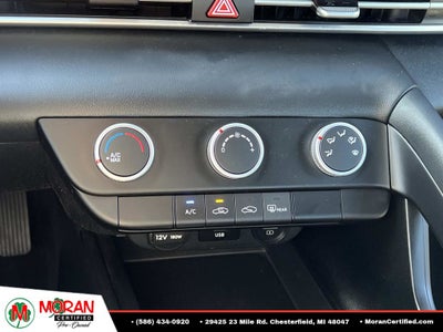 2023 Hyundai Elantra SE