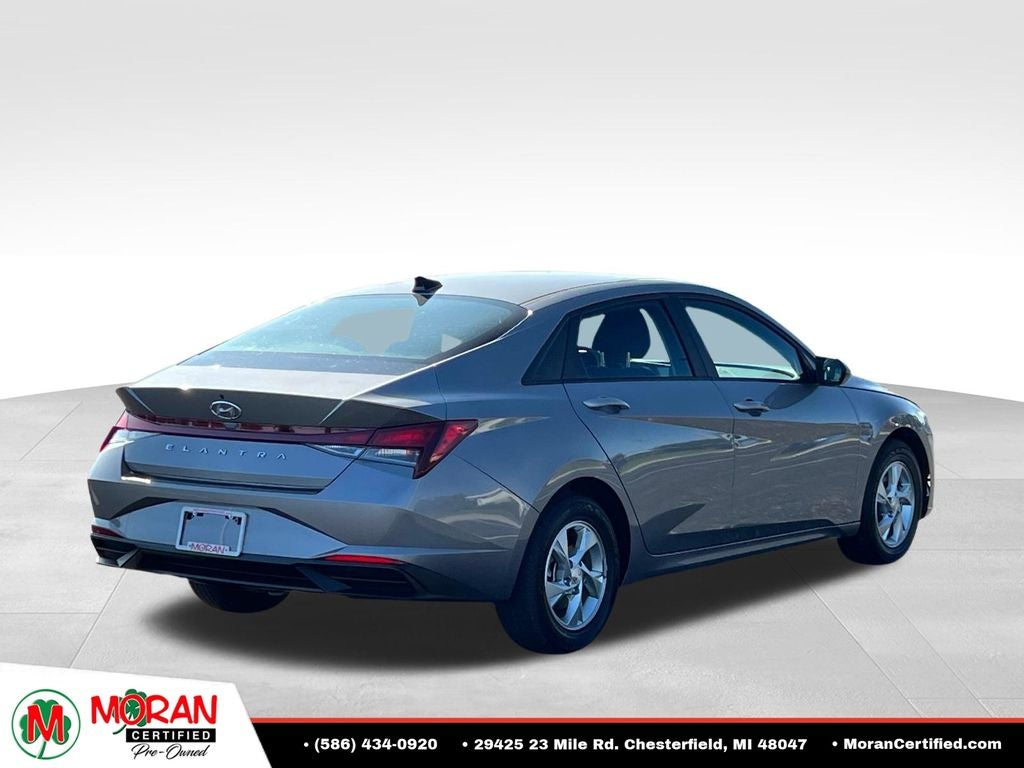 2023 Hyundai Elantra SE