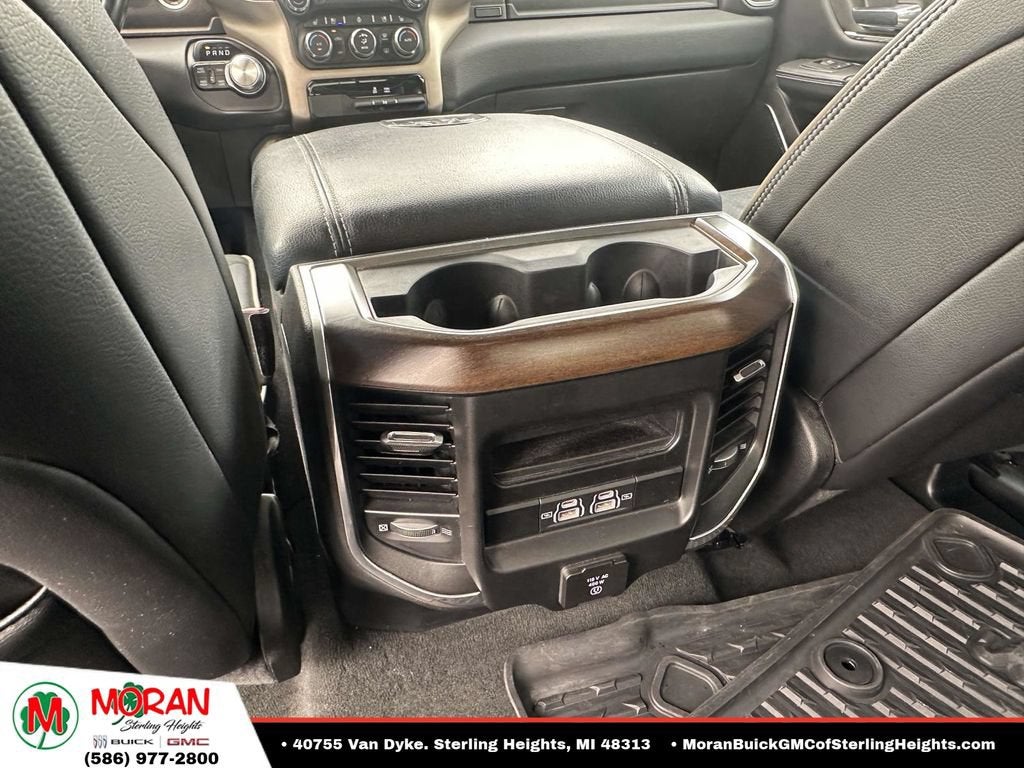 2021 RAM 1500 Laramie Crew Cab 4x4 5'7" Box