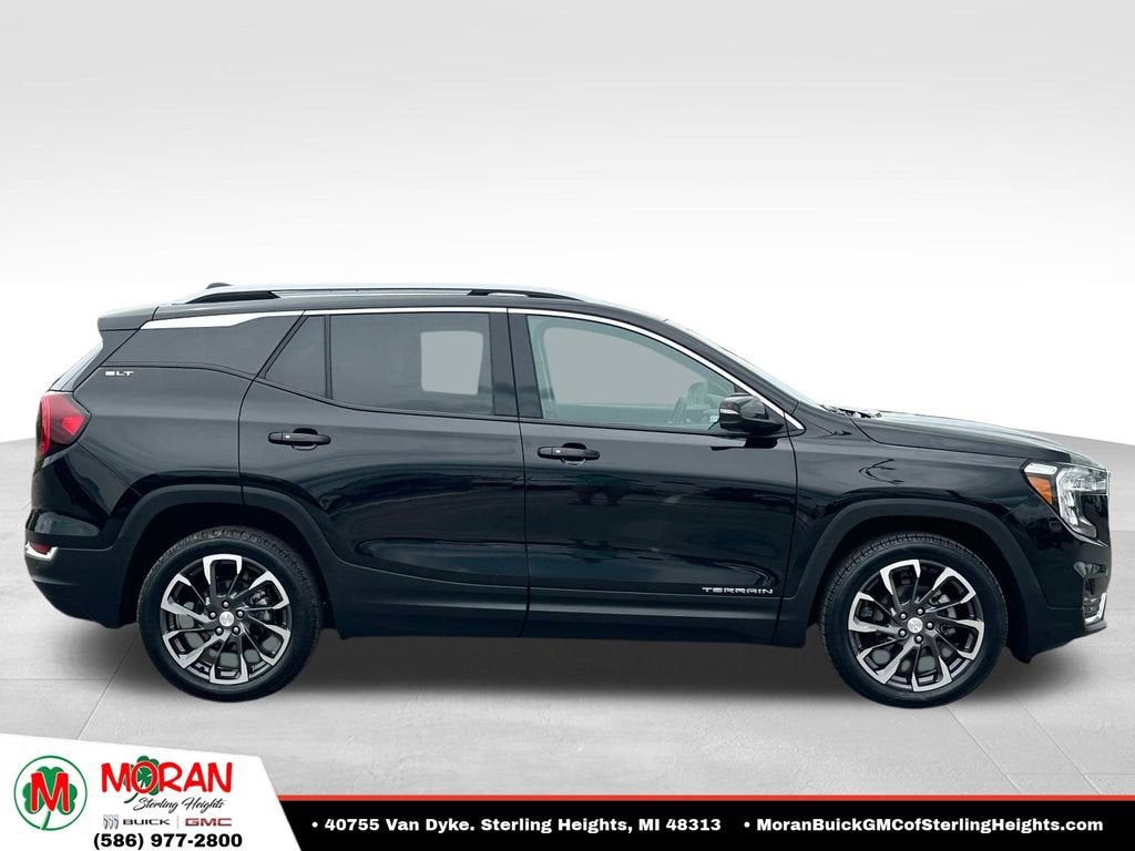 2024 GMC Terrain SLT