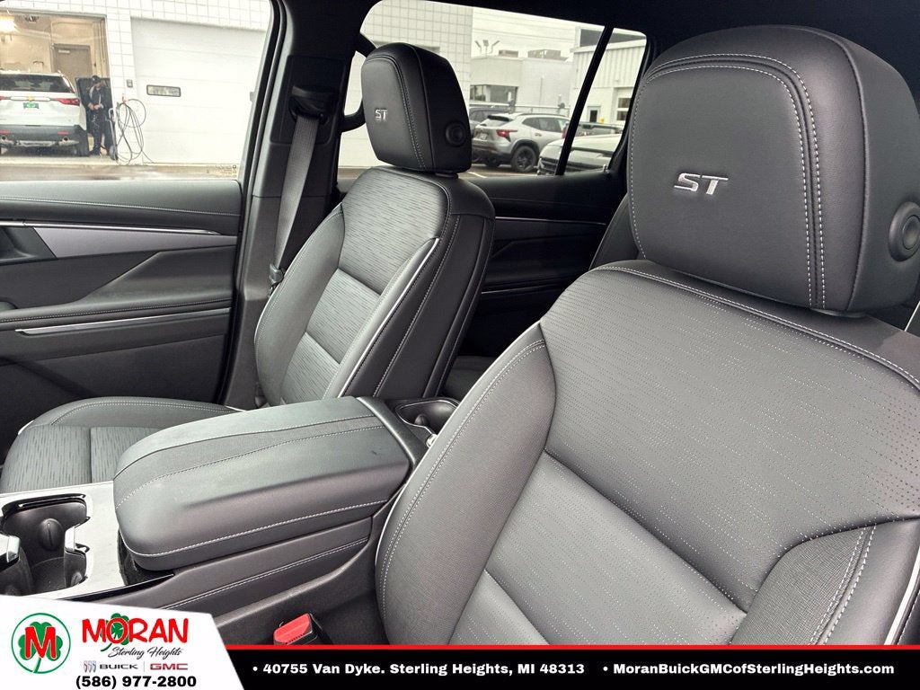 2025 Buick Enclave Sport Touring