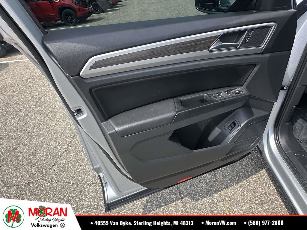 2018 Volkswagen Atlas 2.0T SE w/Technology