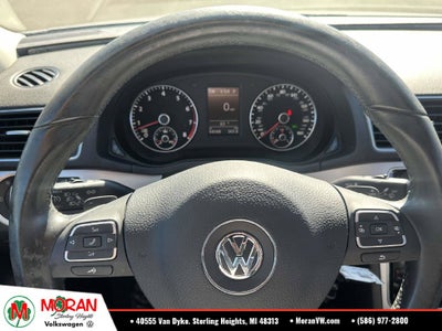 2013 Volkswagen Passat V6 SE w/Sunroof
