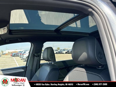 2024 Volkswagen Tiguan 2.0T SE R-Line Black